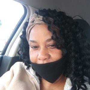 Meet your Posher, Lorna